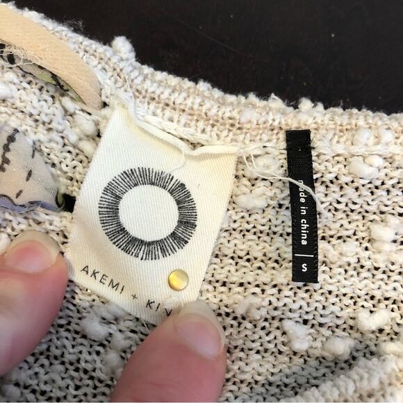 Anthropologie Akemi + Kin cream tan striped floral lace up trim knit top Small - Picture 7 of 14